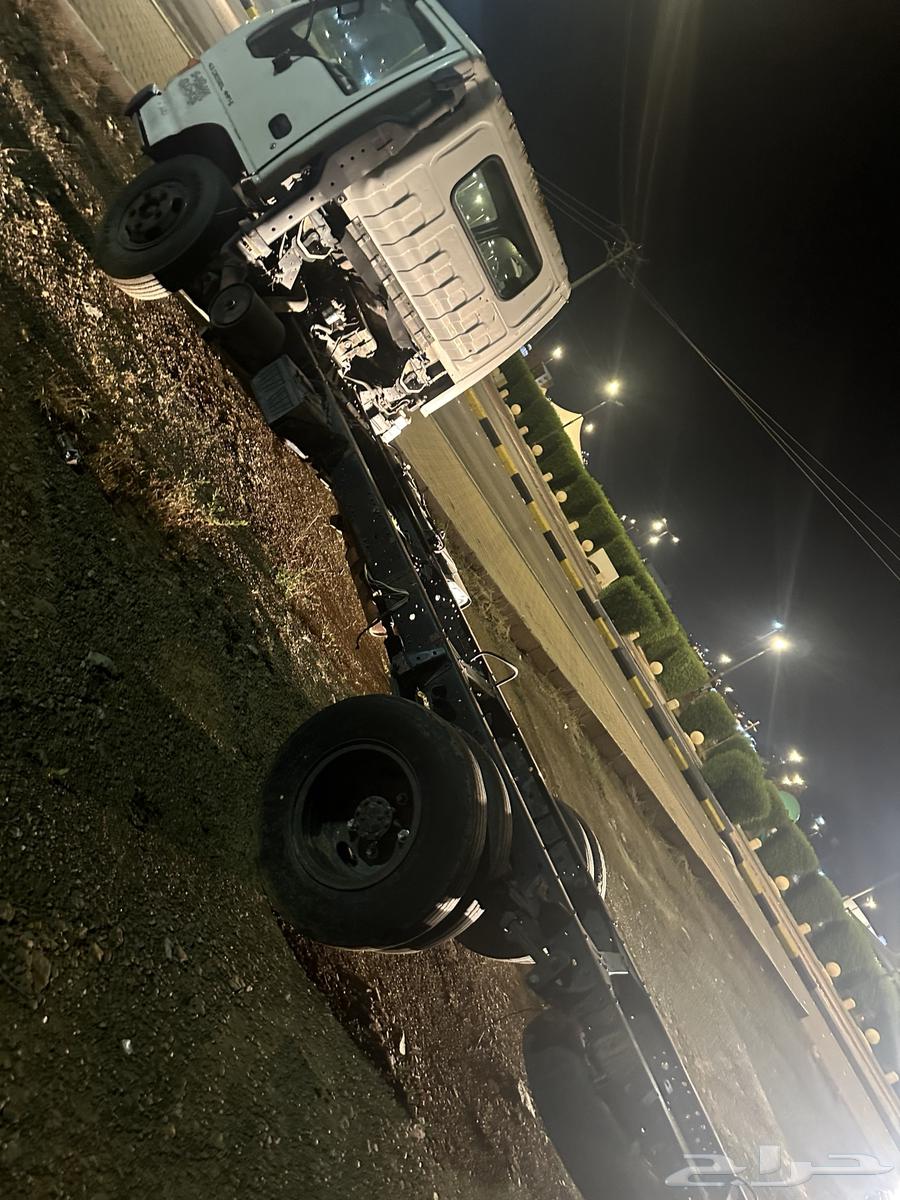 دينا اسيزو موديل 200163409438973057113