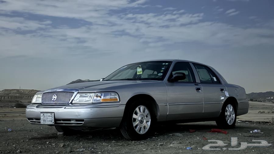 Ford Marquis 200563412755522178113