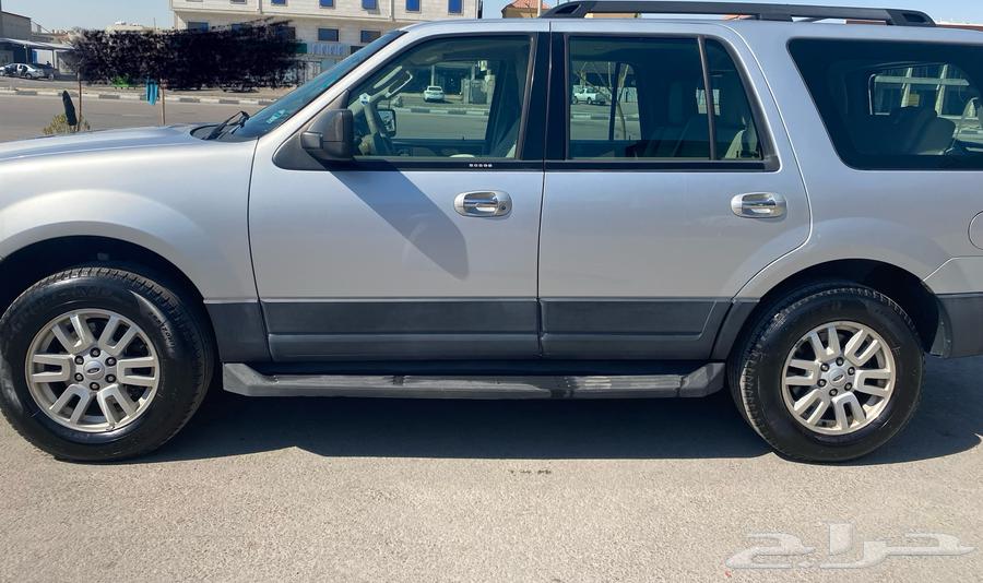 Ford Expedition 2014 short wheelbase without four-wheel drive63412390157315111