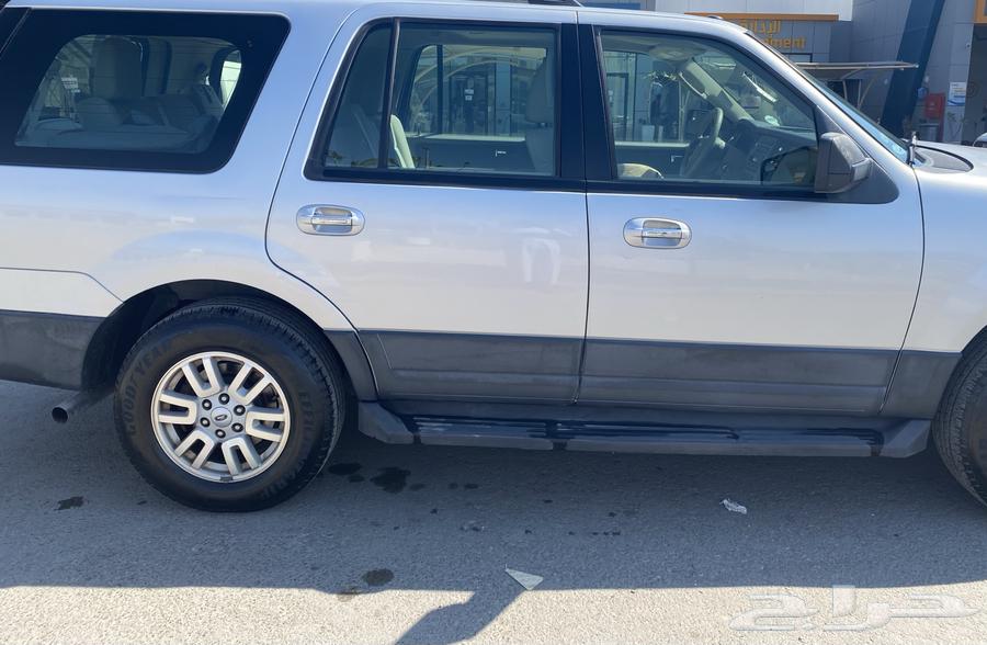 Ford Expedition 2014 short wheelbase without four-wheel drive63412390157315113