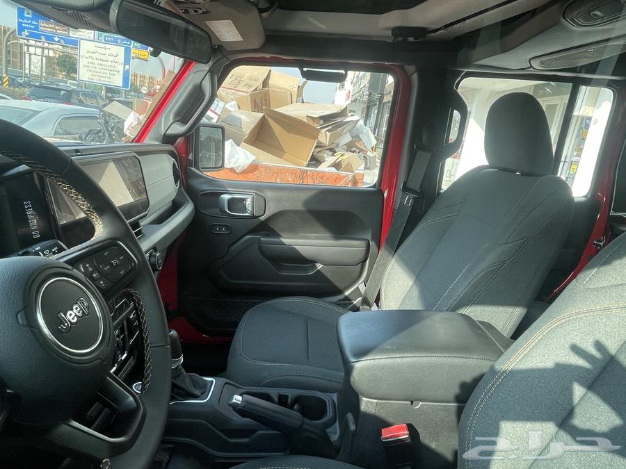 Red Ranger 4-door for rent 2024 agency63412159023361114