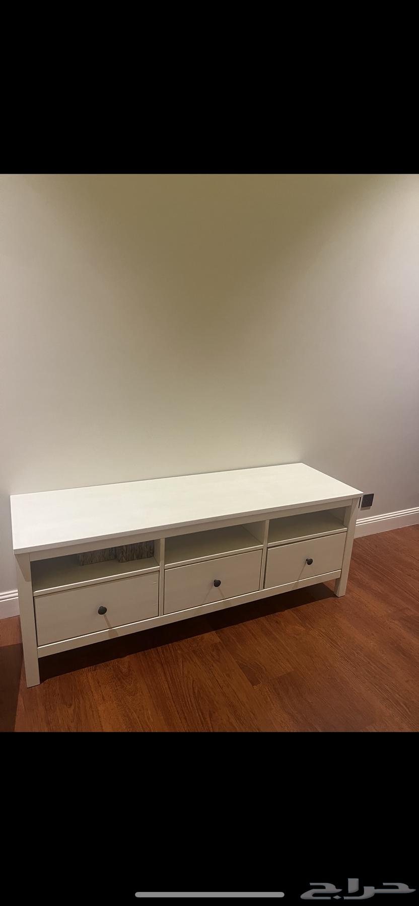 TV table from IKEA63252153461891114