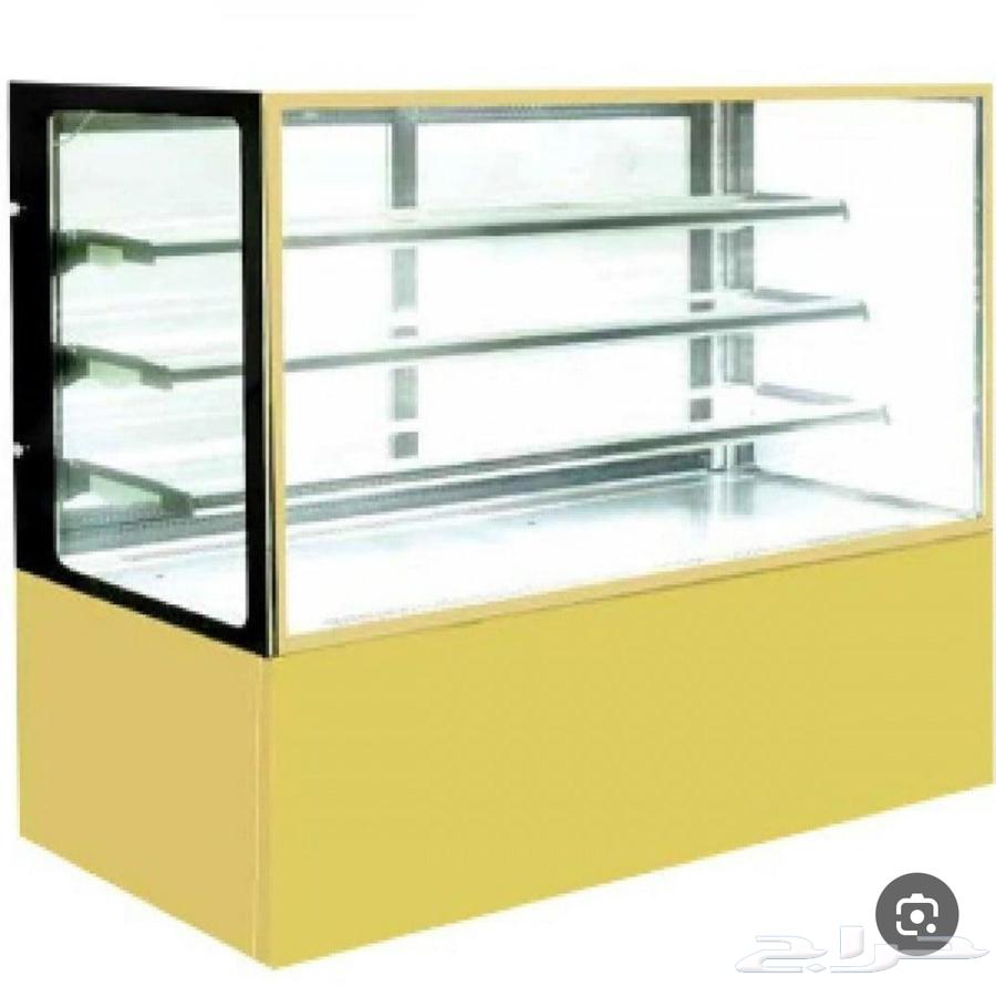 1.5-meter square golden pastry display refrigerator632484641533451110