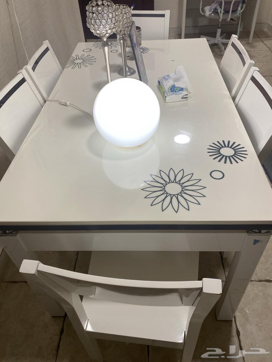 Dining table63250013888642112