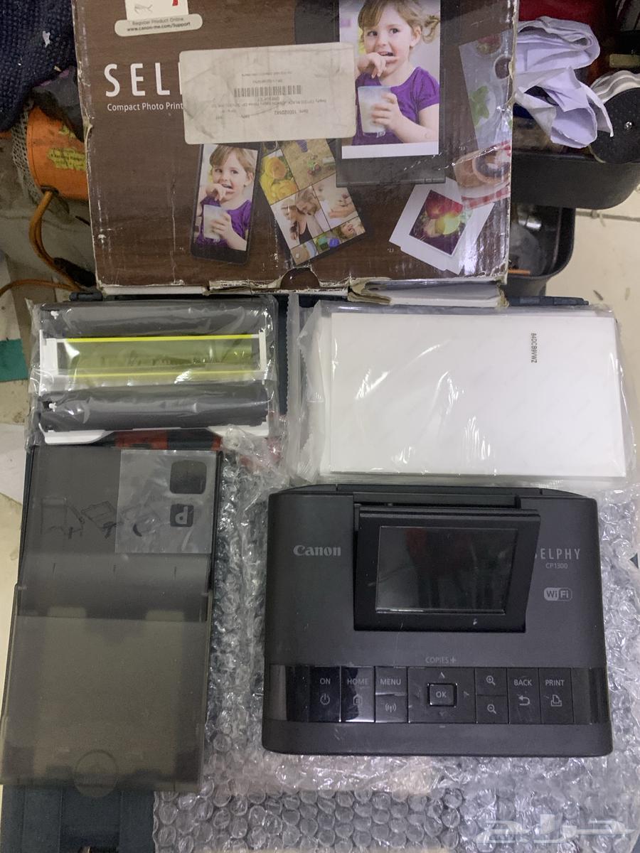 Canon 1300 300 by 300 DPI black Wi-Fi printer Selfie632500070176021112
