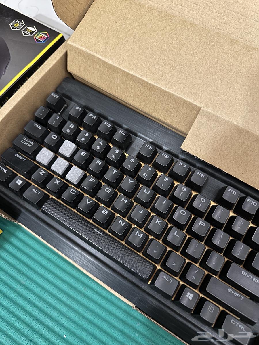 Various computer accessories63248473813889111