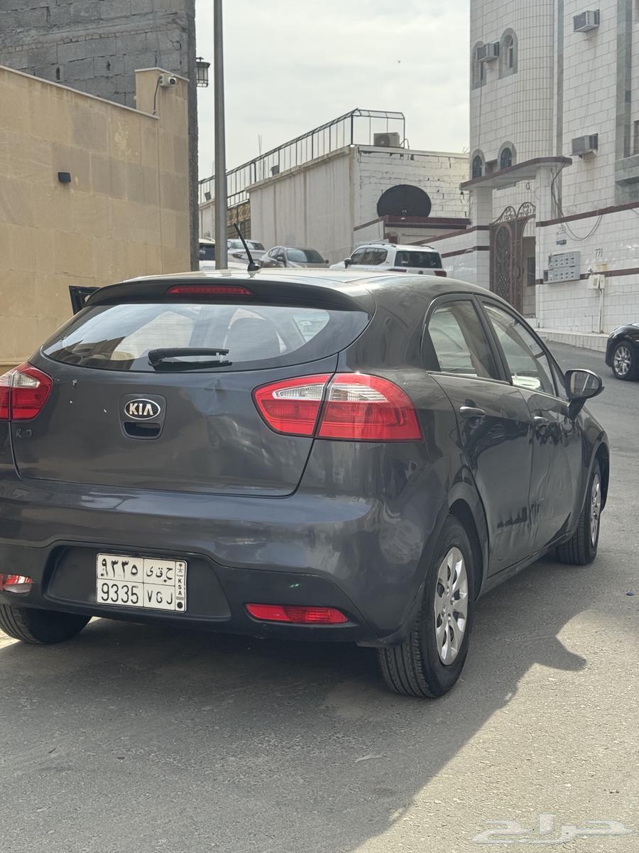 Kia Rio Hatchback 2015 with automatic transmission63407508096513111