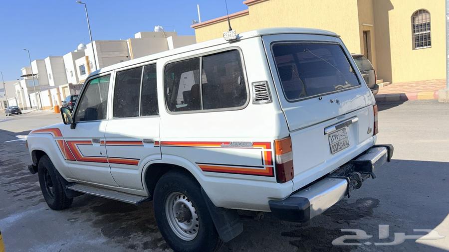Clean 1985 model salon car, inspected and refurbished, mileage 530,000.63405556133505112
