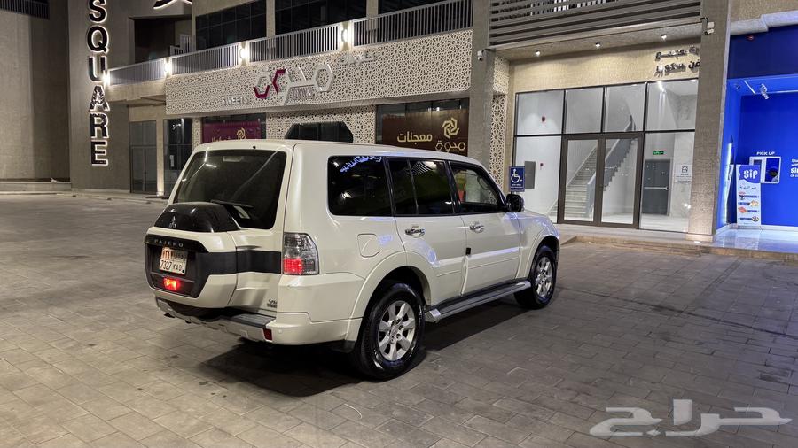 Pajero 2017 with low mileage, double 4x463408545563395114