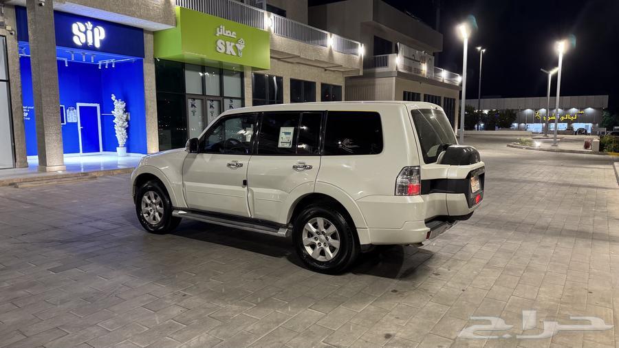 Pajero 2017 with low mileage, double 4x463408545563395112