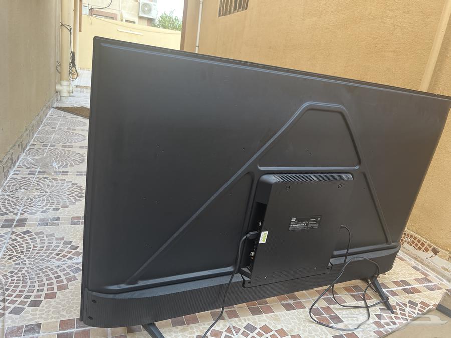 TCL TV screen, 3-year warranty, used for over two years63248473794306111