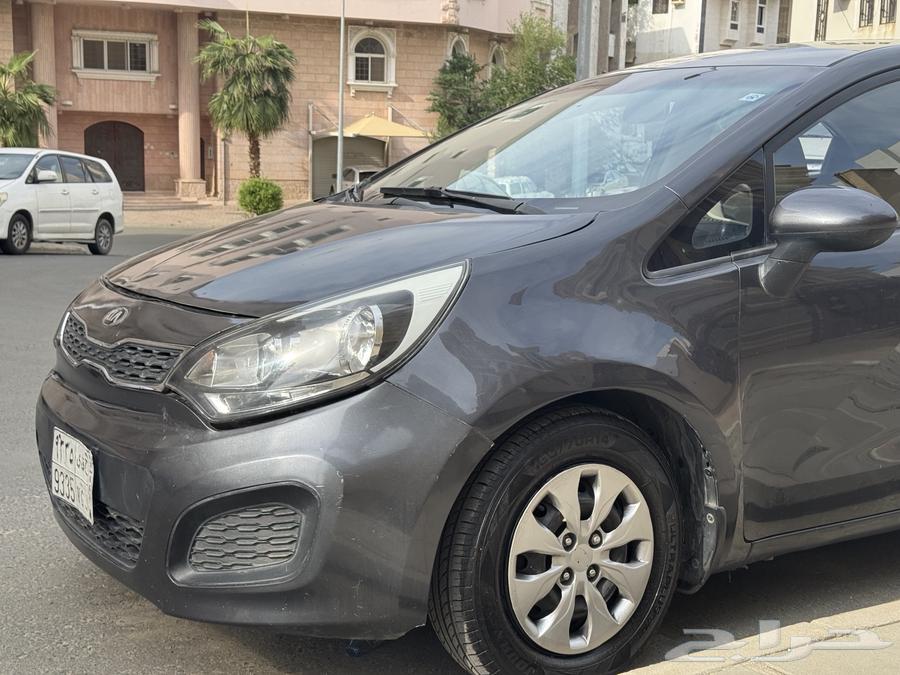 Kia Rio Hatchback 2015 with automatic transmission63407508096513113