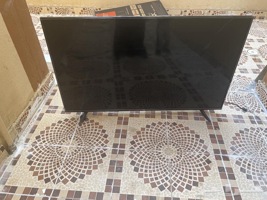 TCL TV screen, 3-year warranty, used for over two years63248473794306116