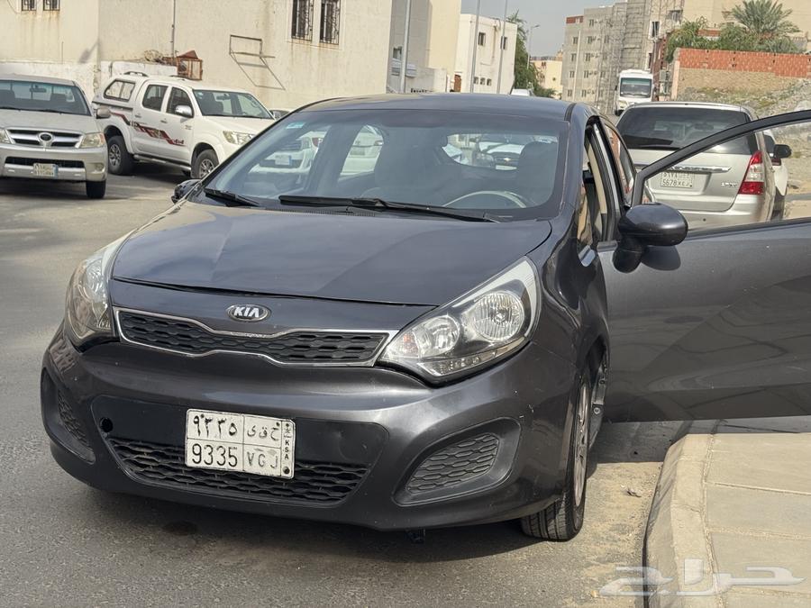 Kia Rio Hatchback 2015 with automatic transmission63407508096513115