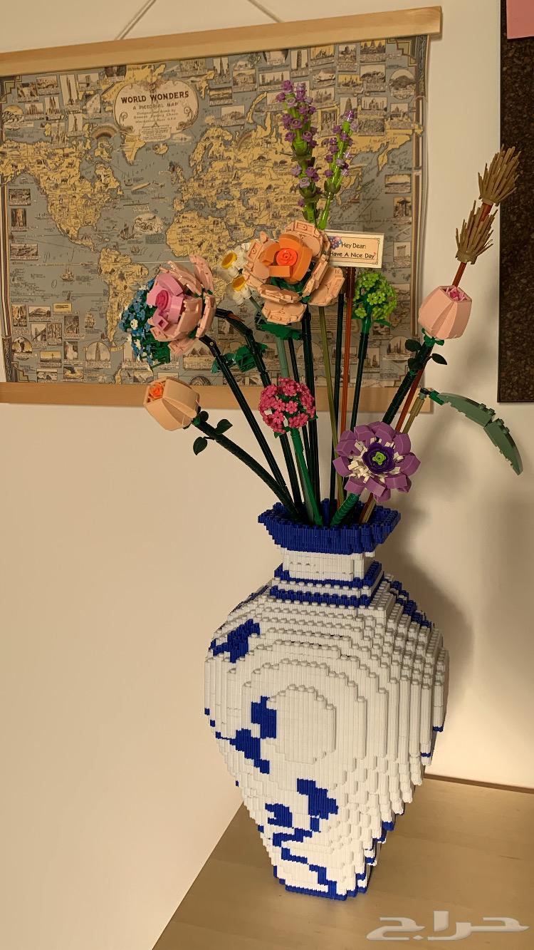 For sale, a fully decorated flower vase, ready to use.63248470081666112