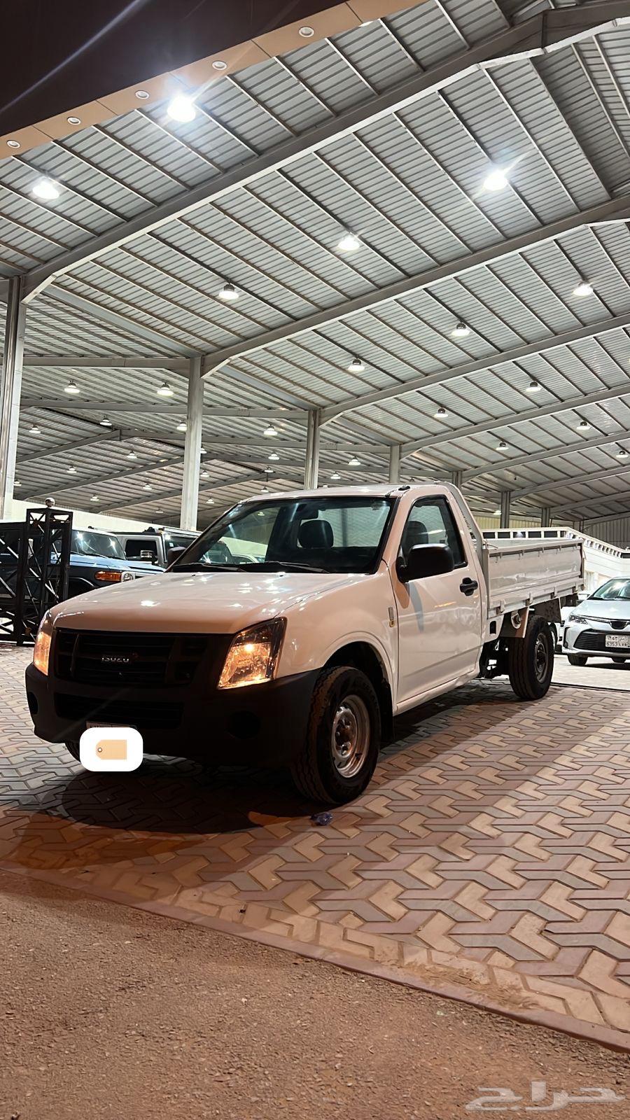 Isuzu Juwana63405424008579111