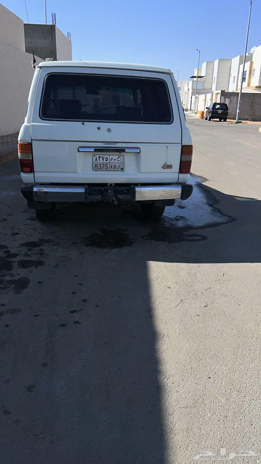 Clean 1985 model salon car, inspected and refurbished, mileage 530,000.63405556133505113