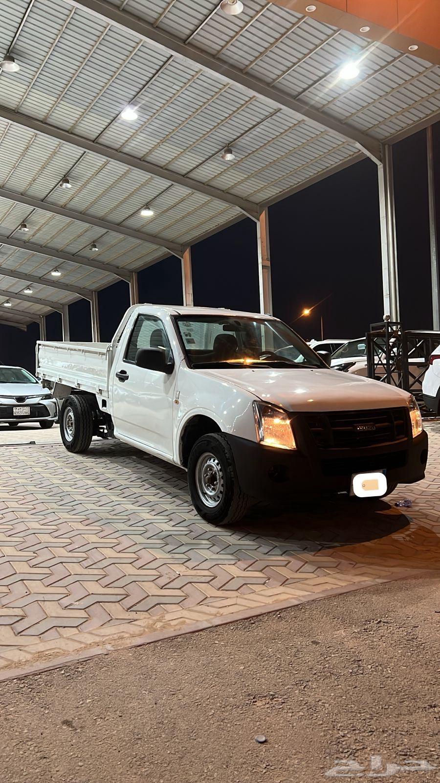 Isuzu Juwana63405424008579112