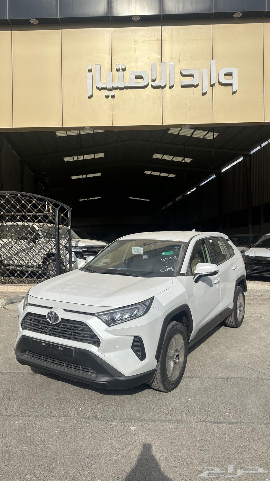 Special offer for 2025 RAV4 LE with double Saudi, 101,000 including tax63379937305730118