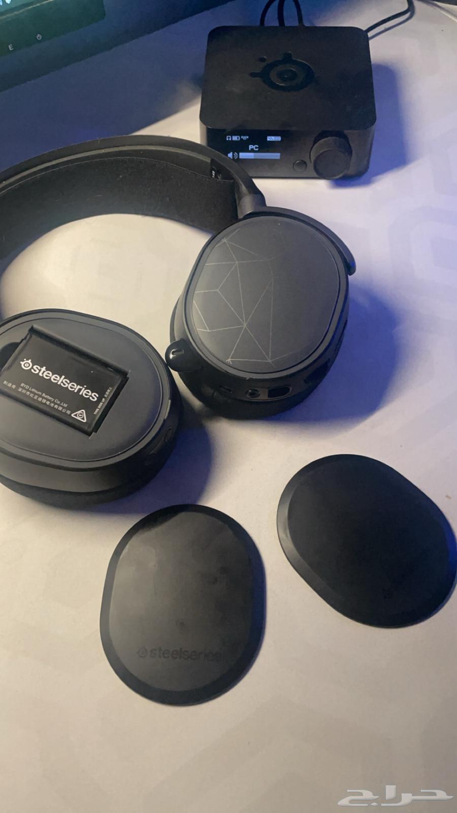 SteelSeries Arctis Pro Wireless headset63307692484225110