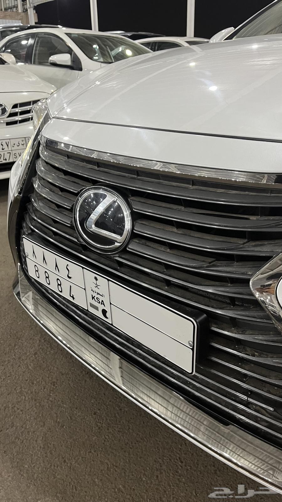 لكزس 2018 es350 شبه جديد63376200184451113