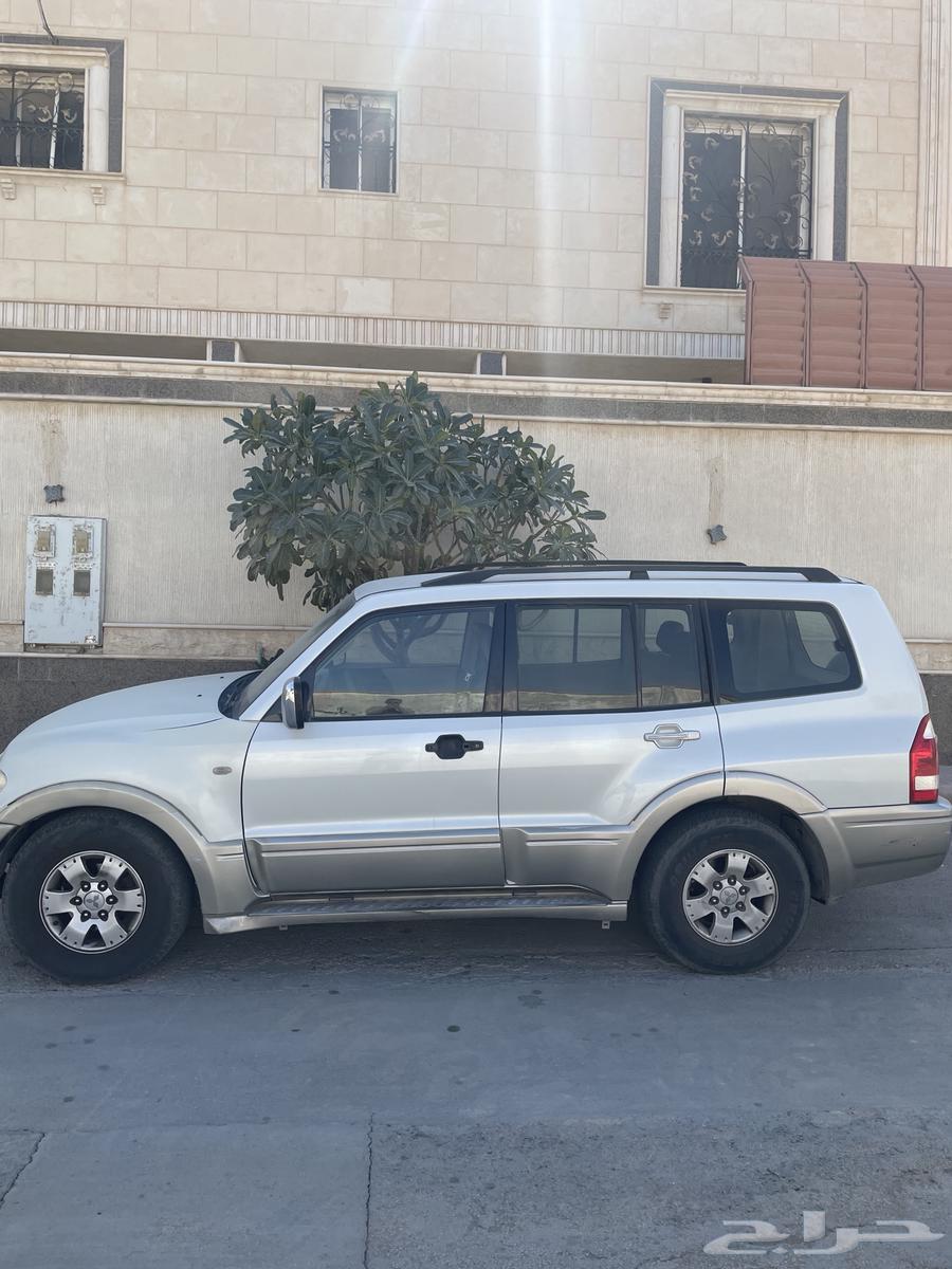 باجيرو2006 الحد 15الف على سوم التواصل وتساب فقط63376683577858111
