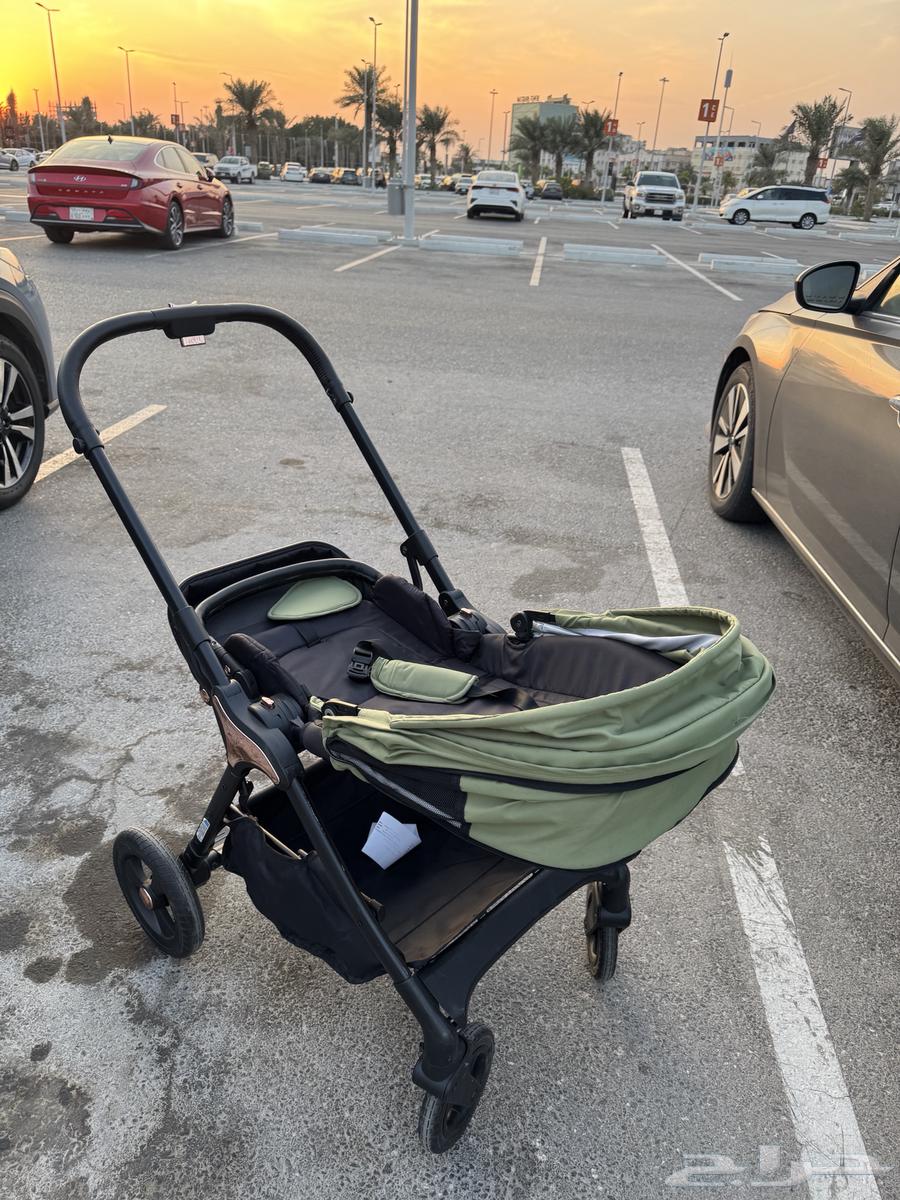 سرير اطفال ماركه جونيور من سنتر بوينت . وعربه اطفال63246490375299112