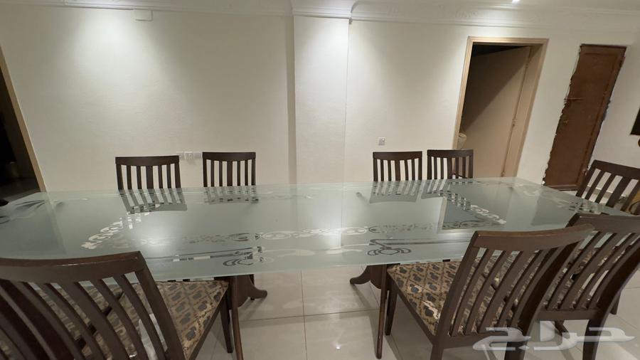 Dining table, buffet, sofa63245955263361112