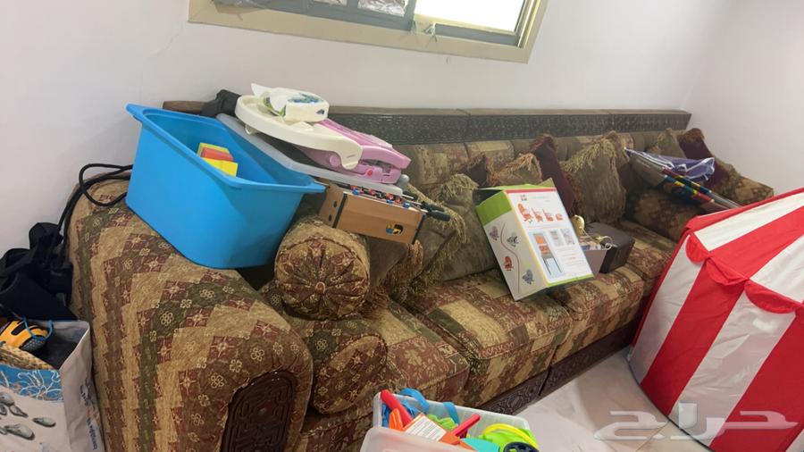 Sofa, TV table, and sitting room tables63245947502977111