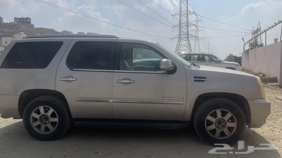 Escalade 200763378633948673113