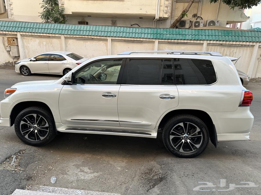 جيب لاند كروزر 2013 GXR63378932184322111