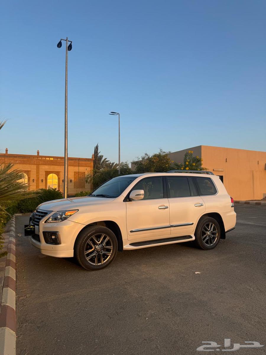 Lexus LX570 Full Option Saudi 2014, Sold63008168515074111