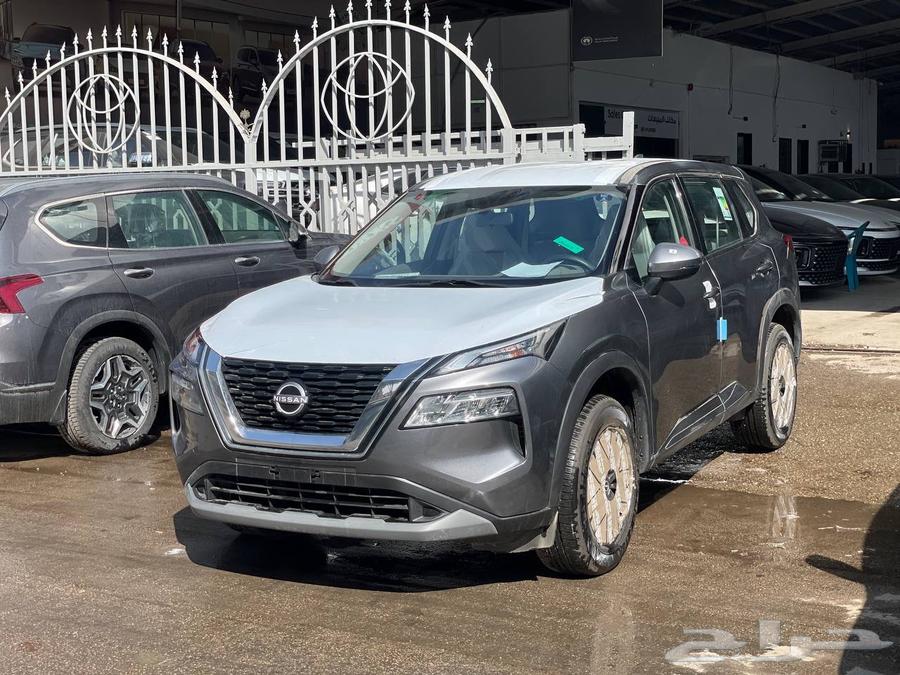 Nissan Extreel 2024 model standard63374125222657111
