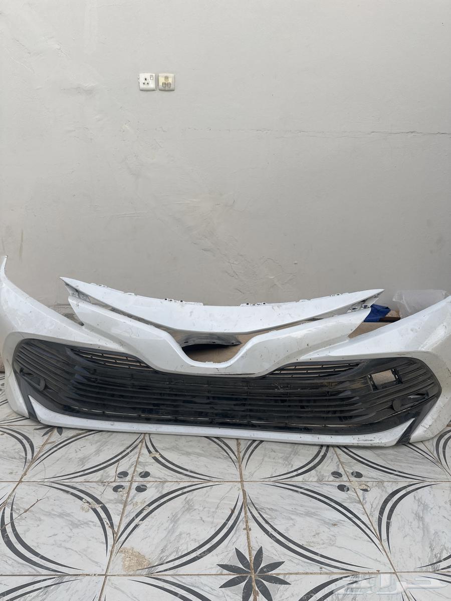 صدام كامري نص فول 18 إلا 22 الي يبغا الفيبر الأسود63372047755650112