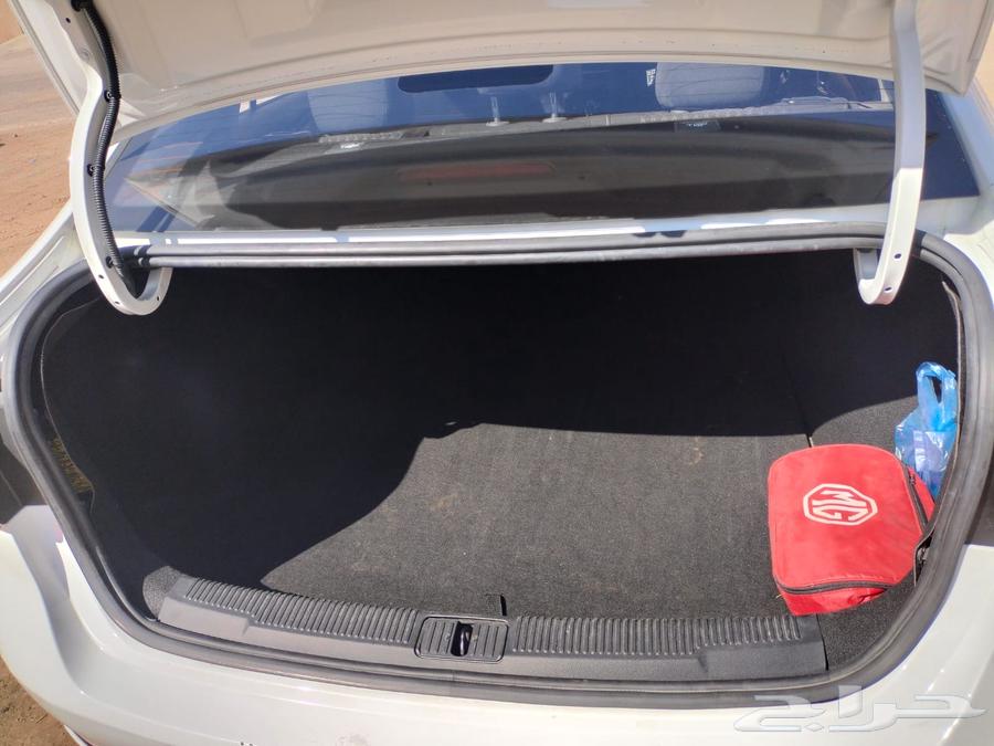 MG 5 Standard Model 202263371352775555111