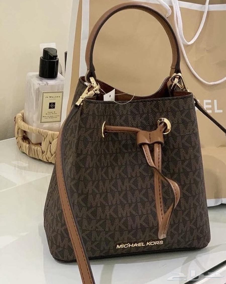 Bags63242897875586113