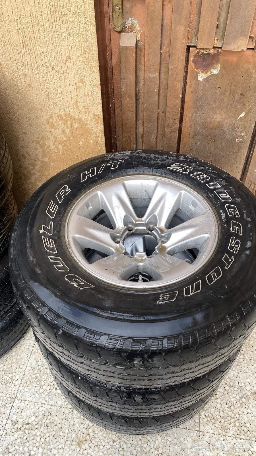 tyres with rims63368959954561112