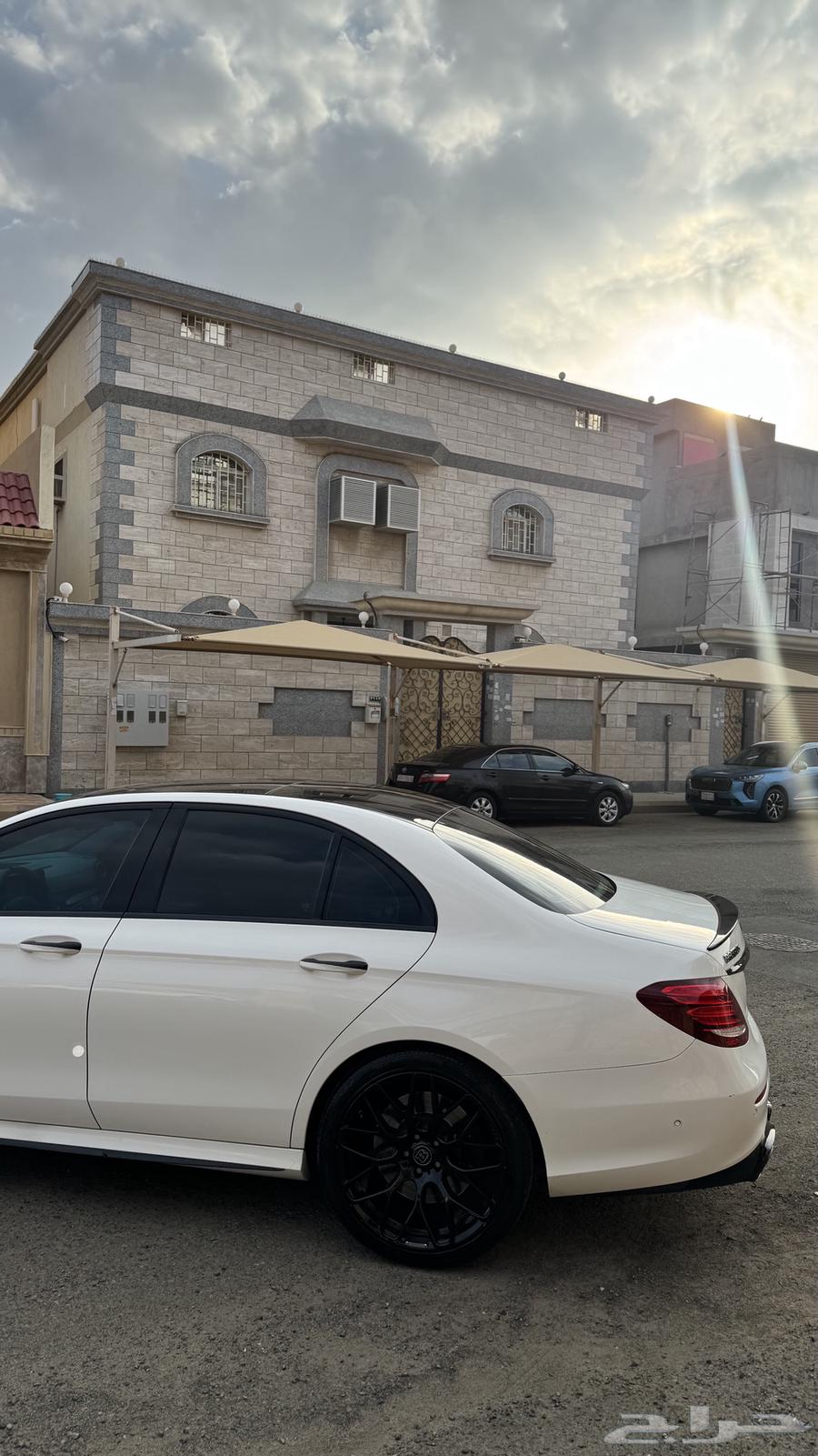 تم البيع الله يبارك للمشتري ..63368768722561112