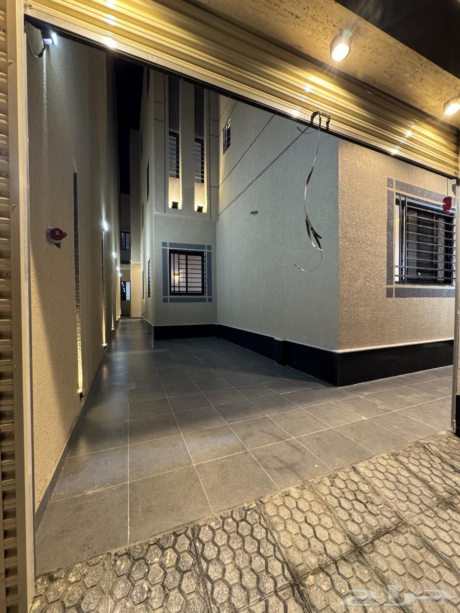 For sale by assignment, ownership apartments on the ground floor with 6 rooms and a car entrance62885308796803112