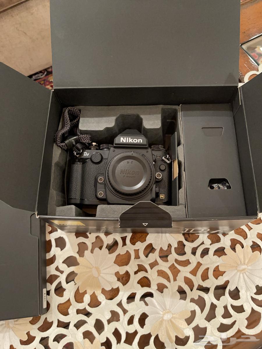 Nikon DF with lens kit63240348707585113