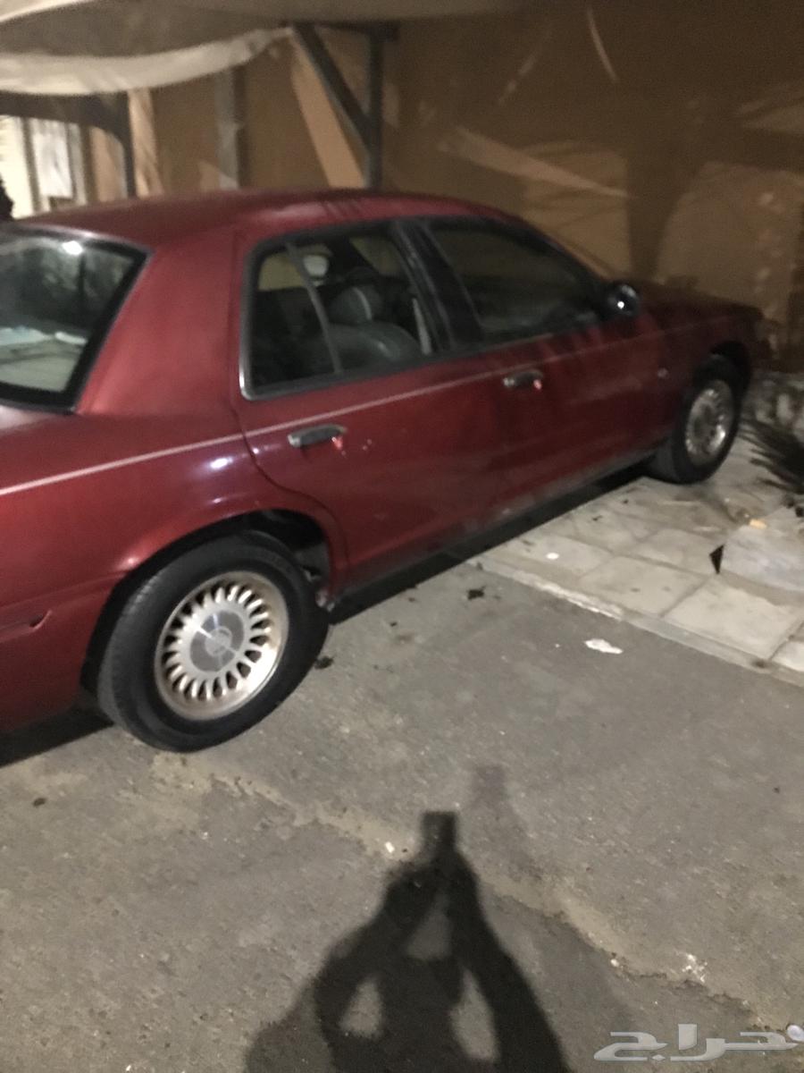Ford Grand Marquis 199863368967115651113