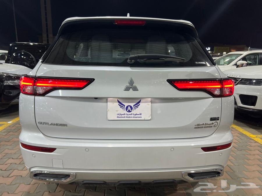 Mitsubishi - Outlander - 2024 (all categories)63369296048258114