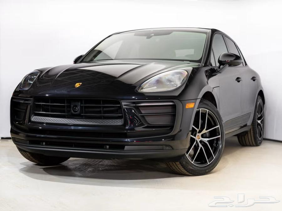 2024 Porsche Macan63365265708673110