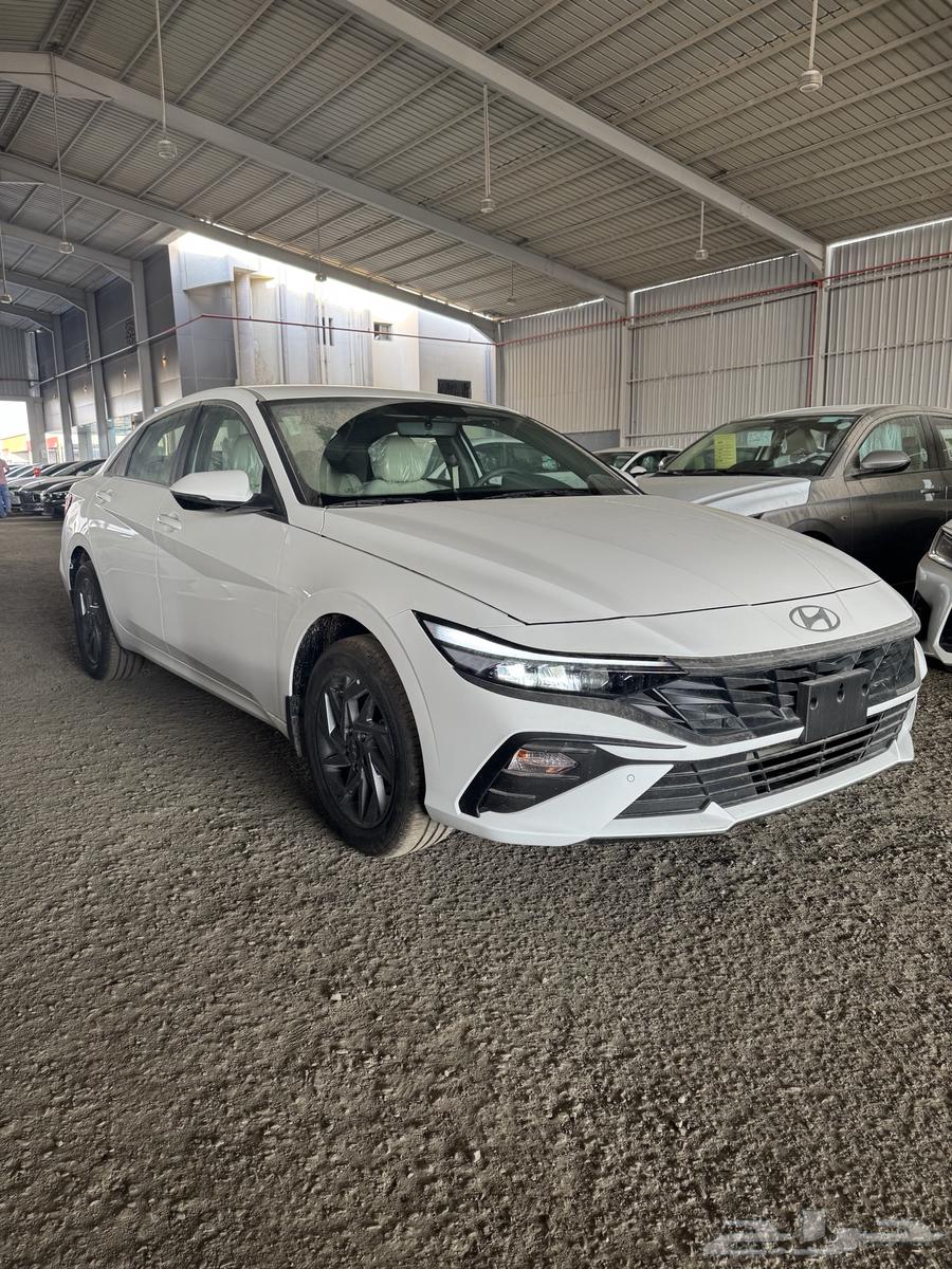 Hyundai Elantra Smart 2.0cc 202563008405714307111
