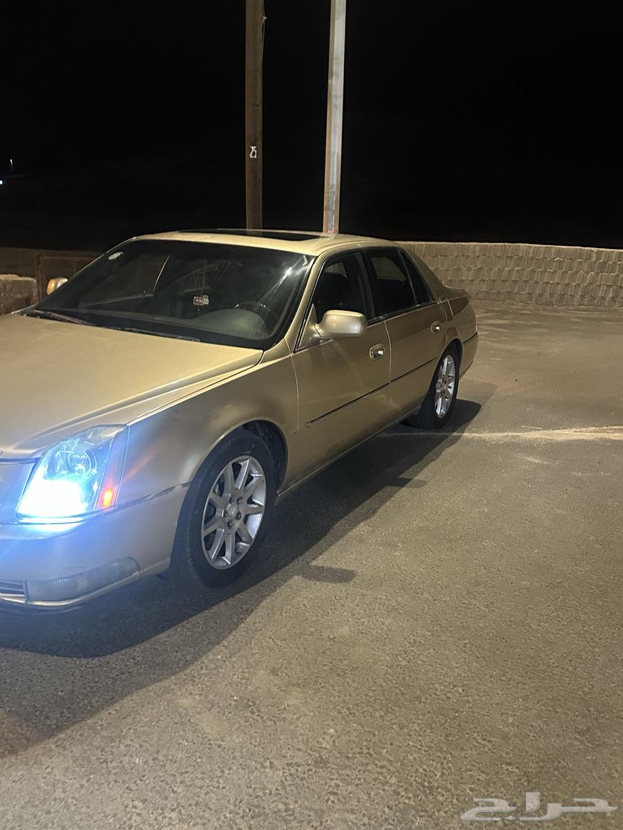 Cadillac DTS 2006 model, 199,000 miles, fully loaded, sunroof, selling for parts63366786863745111