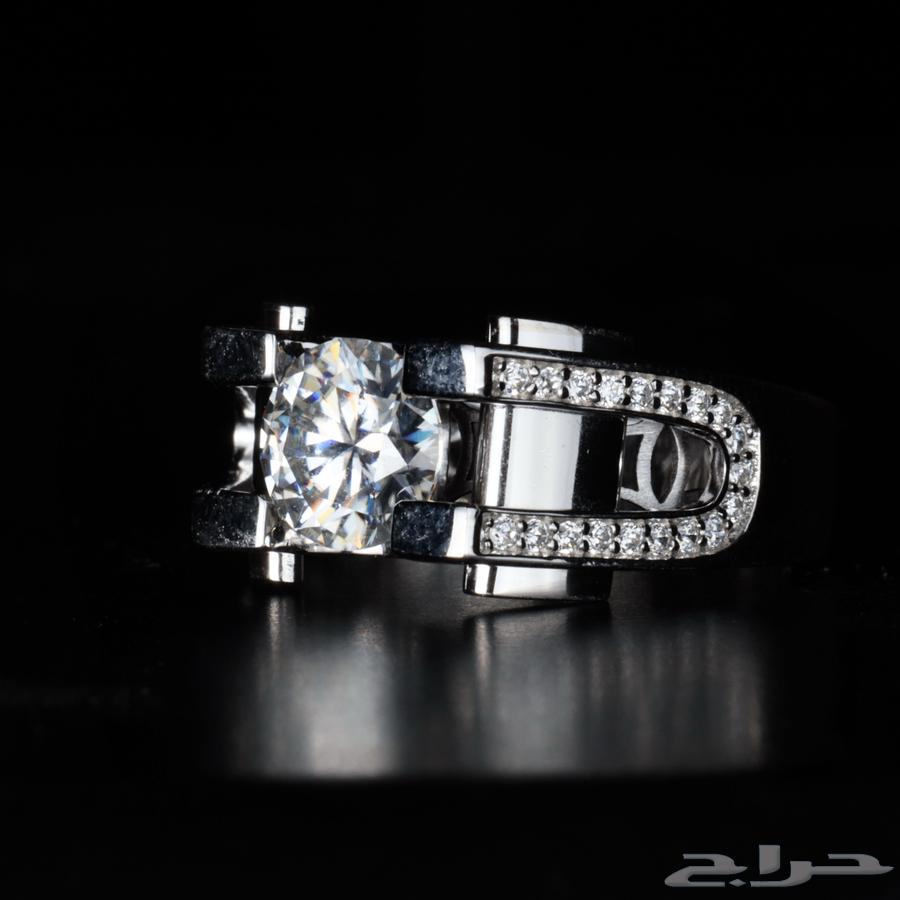 For sale, a moissanite ring, ultimate in luxury and beauty632720478256651122