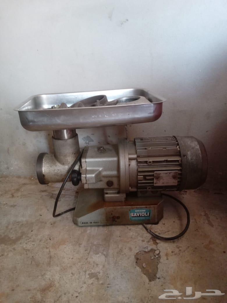 A new mixer and a meat grinder or juicer63239859066114111