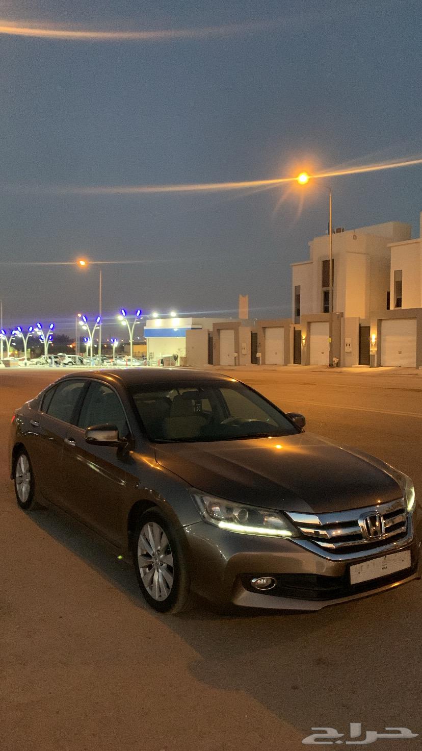 هوندا اكورد63365474656641113