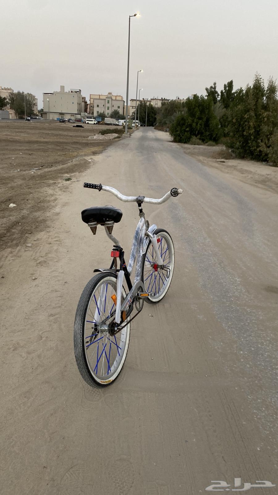 For sale, a 24-inch Butterfly bicycle. The bicycle is in good condition. Price is 250, and we request63237336116609113