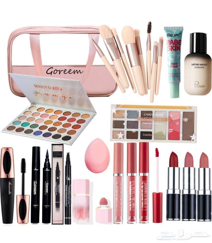 A new makeup set63236353719809111